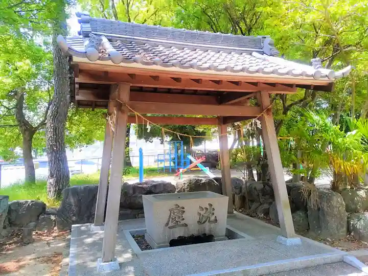 八劔神社(吉池八剱社)の手水舎
