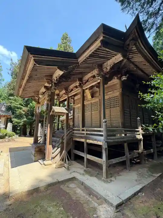 市岡八幡神社の本殿・本堂
