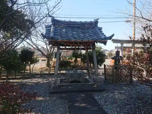 作神社の手水舎