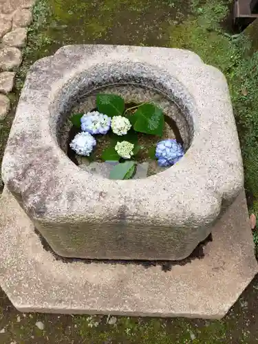 皆中稲荷神社の手水舎