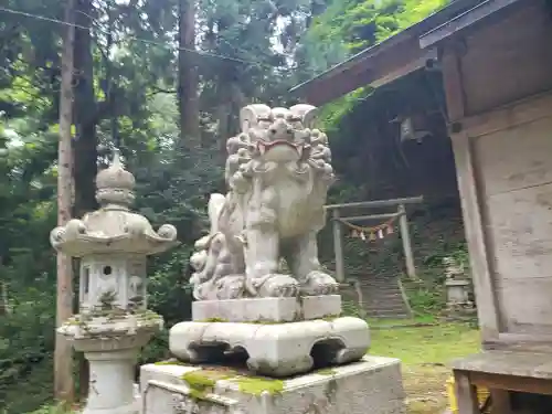 上之森神社の狛犬