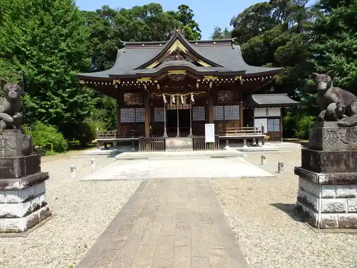女化神社の本殿・本堂