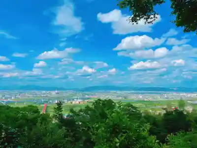 石清水八幡宮の{uncategorized: "未分類", other: "その他", undefined: "問題あり", building: "その他建物", grave: "お墓", sacred_gate: "鳥居", guardian: "狛犬", statue: "像", buddha: "仏像", history: "歴史", nature: "自然", garden: "庭園", animal: "動物", pagoda: "塔", temizu: "手水舎", mountain_gate: "山門・神門", sanctuary: "本殿・本堂", subordinate: "末社・摂社", art: "芸術", scenery: "景色", jizo: "地蔵", ema: "絵馬", goshuin: "御朱印", omikuji: "おみくじ", items: "授与品その他", amulet: "お守り", goshuincho: "御朱印帳", eats: "食事", festival: "お祭り", votive_dance: "神楽", shichigosan: "七五三参", wedding: "結婚式", experience: "体験その他", initially: "初詣", around: "周辺", anti_infection: "感染症対策"}