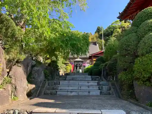 光明寺の庭園