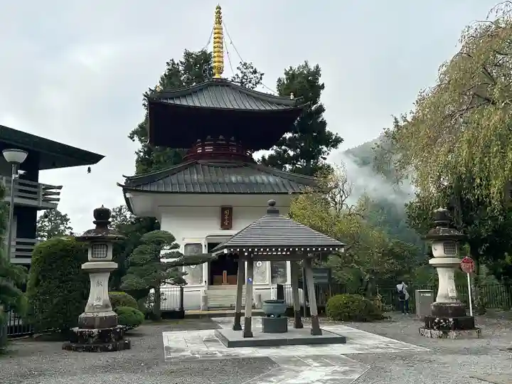 久遠寺(山梨県)