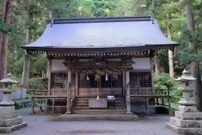 比婆山熊野神社の本殿・本堂