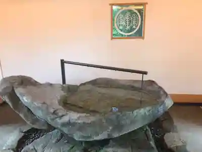 星川杉山神社の手水舎