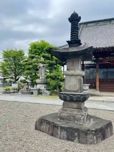 養報寺の{uncategorized: "未分類", other: "その他", undefined: "問題あり", building: "その他建物", grave: "お墓", sacred_gate: "鳥居", guardian: "狛犬", statue: "像", buddha: "仏像", history: "歴史", nature: "自然", garden: "庭園", animal: "動物", pagoda: "塔", temizu: "手水舎", mountain_gate: "山門・神門", sanctuary: "本殿・本堂", subordinate: "末社・摂社", art: "芸術", scenery: "景色", jizo: "地蔵", ema: "絵馬", goshuin: "御朱印", omikuji: "おみくじ", items: "授与品その他", amulet: "お守り", goshuincho: "御朱印帳", eats: "食事", festival: "お祭り", votive_dance: "神楽", shichigosan: "七五三参", wedding: "結婚式", experience: "体験その他", initially: "初詣", around: "周辺", anti_infection: "感染症対策"}