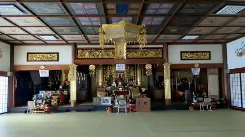 密厳寺の本殿・本堂