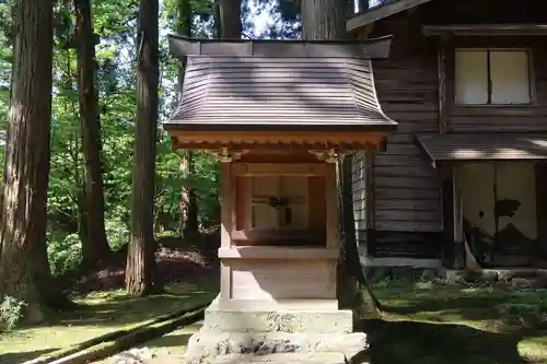 平泉寺白山神社の末社