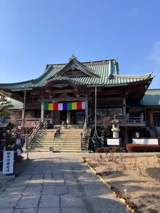 立江寺の{uncategorized: "未分類", other: "その他", undefined: "問題あり", building: "その他建物", grave: "お墓", sacred_gate: "鳥居", guardian: "狛犬", statue: "像", buddha: "仏像", history: "歴史", nature: "自然", garden: "庭園", animal: "動物", pagoda: "塔", temizu: "手水舎", mountain_gate: "山門・神門", sanctuary: "本殿・本堂", subordinate: "末社・摂社", art: "芸術", scenery: "景色", jizo: "地蔵", ema: "絵馬", goshuin: "御朱印", omikuji: "おみくじ", items: "授与品その他", amulet: "お守り", goshuincho: "御朱印帳", eats: "食事", festival: "お祭り", votive_dance: "神楽", shichigosan: "七五三参", wedding: "結婚式", experience: "体験その他", initially: "初詣", around: "周辺", anti_infection: "感染症対策"}