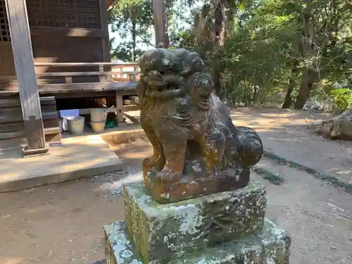 水神社の狛犬