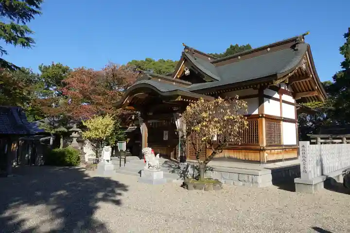 国中神社の本殿・本堂