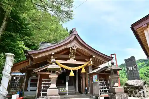 高龍神社の本殿・本堂