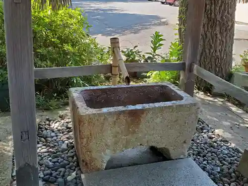 平之荘神社の手水舎
