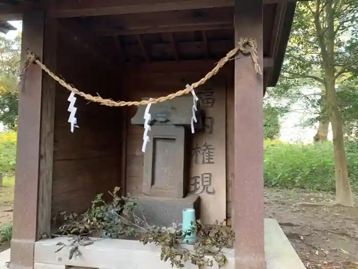 白山神社の建物その他