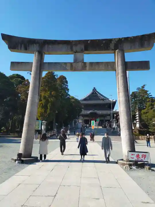 豊川閣 妙厳寺の鳥居