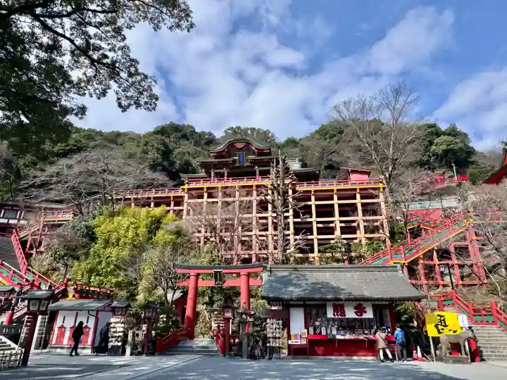 祐徳稲荷神社の{uncategorized: "未分類", other: "その他", undefined: "問題あり", building: "その他建物", grave: "お墓", sacred_gate: "鳥居", guardian: "狛犬", statue: "像", buddha: "仏像", history: "歴史", nature: "自然", garden: "庭園", animal: "動物", pagoda: "塔", temizu: "手水舎", mountain_gate: "山門・神門", sanctuary: "本殿・本堂", subordinate: "末社・摂社", art: "芸術", scenery: "景色", jizo: "地蔵", ema: "絵馬", goshuin: "御朱印", omikuji: "おみくじ", items: "授与品その他", amulet: "お守り", goshuincho: "御朱印帳", eats: "食事", festival: "お祭り", votive_dance: "神楽", shichigosan: "七五三参", wedding: "結婚式", experience: "体験その他", initially: "初詣", around: "周辺", anti_infection: "感染症対策"}