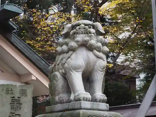 善知鳥神社の狛犬