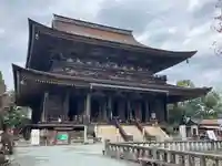 金峯山寺の本殿・本堂