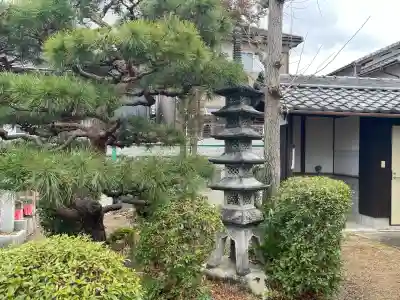 西福寺の{uncategorized: "未分類", other: "その他", undefined: "問題あり", building: "その他建物", grave: "お墓", sacred_gate: "鳥居", guardian: "狛犬", statue: "像", buddha: "仏像", history: "歴史", nature: "自然", garden: "庭園", animal: "動物", pagoda: "塔", temizu: "手水舎", mountain_gate: "山門・神門", sanctuary: "本殿・本堂", subordinate: "末社・摂社", art: "芸術", scenery: "景色", jizo: "地蔵", ema: "絵馬", goshuin: "御朱印", omikuji: "おみくじ", items: "授与品その他", amulet: "お守り", goshuincho: "御朱印帳", eats: "食事", festival: "お祭り", votive_dance: "神楽", shichigosan: "七五三参", wedding: "結婚式", experience: "体験その他", initially: "初詣", around: "周辺", anti_infection: "感染症対策"}