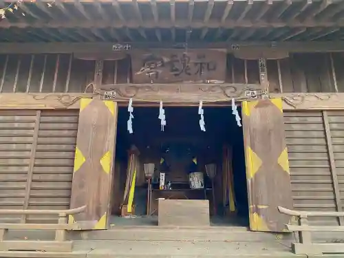 中氷川神社の本殿