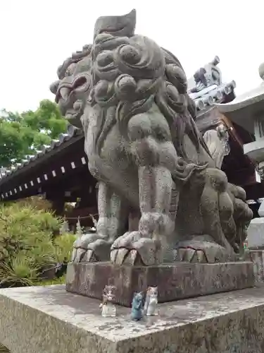 御嶽神社茅萱宮の狛犬