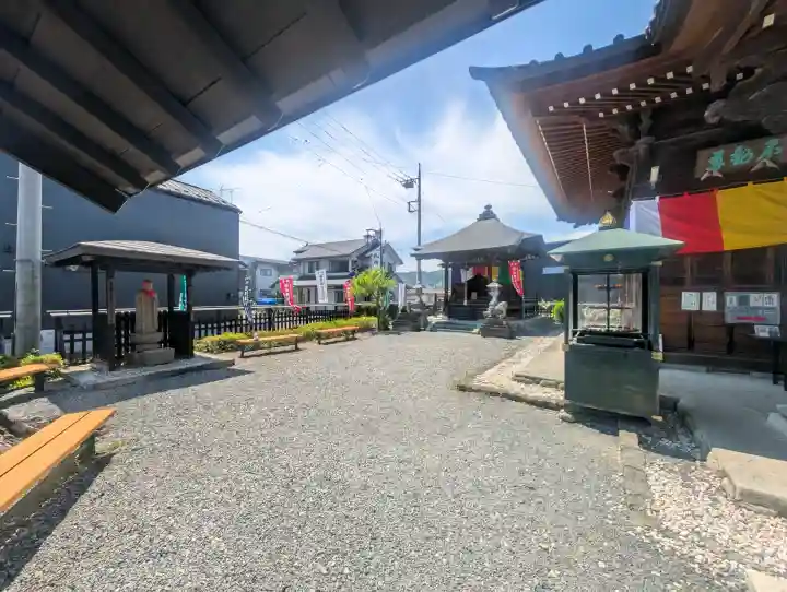 今宮坊の{uncategorized: "未分類", other: "その他", undefined: "問題あり", building: "その他建物", grave: "お墓", sacred_gate: "鳥居", guardian: "狛犬", statue: "像", buddha: "仏像", history: "歴史", nature: "自然", garden: "庭園", animal: "動物", pagoda: "塔", temizu: "手水舎", mountain_gate: "山門・神門", sanctuary: "本殿・本堂", subordinate: "末社・摂社", art: "芸術", scenery: "景色", jizo: "地蔵", ema: "絵馬", goshuin: "御朱印", omikuji: "おみくじ", items: "授与品その他", amulet: "お守り", goshuincho: "御朱印帳", eats: "食事", festival: "お祭り", votive_dance: "神楽", shichigosan: "七五三参", wedding: "結婚式", experience: "体験その他", initially: "初詣", around: "周辺", anti_infection: "感染症対策"}