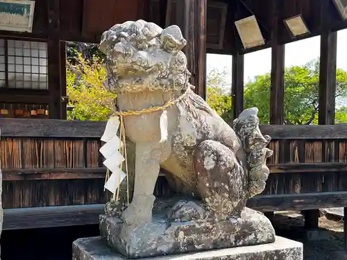 御厨神社の狛犬