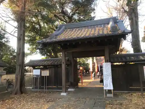 明王院（満願寺別院）の山門