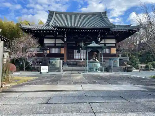 妙蓮寺の{uncategorized: "未分類", other: "その他", undefined: "問題あり", building: "その他建物", grave: "お墓", sacred_gate: "鳥居", guardian: "狛犬", statue: "像", buddha: "仏像", history: "歴史", nature: "自然", garden: "庭園", animal: "動物", pagoda: "塔", temizu: "手水舎", mountain_gate: "山門・神門", sanctuary: "本殿・本堂", subordinate: "末社・摂社", art: "芸術", scenery: "景色", jizo: "地蔵", ema: "絵馬", goshuin: "御朱印", omikuji: "おみくじ", items: "授与品その他", amulet: "お守り", goshuincho: "御朱印帳", eats: "食事", festival: "お祭り", votive_dance: "神楽", shichigosan: "七五三参", wedding: "結婚式", experience: "体験その他", initially: "初詣", around: "周辺", anti_infection: "感染症対策"}