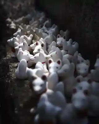 尾曳稲荷神社の狛犬