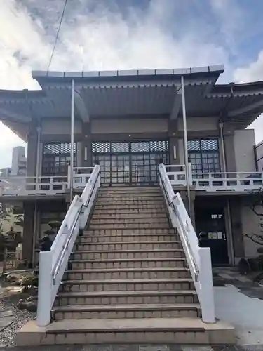 清雲寺の本殿・本堂