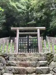 伊波乃西神社のお墓