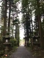 御岩神社の建物その他