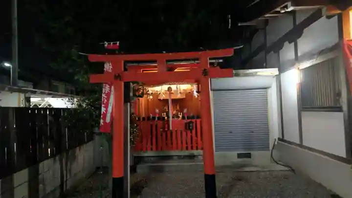 鎌達稲荷神社の{uncategorized: "未分類", other: "その他", undefined: "問題あり", building: "その他建物", grave: "お墓", sacred_gate: "鳥居", guardian: "狛犬", statue: "像", buddha: "仏像", history: "歴史", nature: "自然", garden: "庭園", animal: "動物", pagoda: "塔", temizu: "手水舎", mountain_gate: "山門・神門", sanctuary: "本殿・本堂", subordinate: "末社・摂社", art: "芸術", scenery: "景色", jizo: "地蔵", ema: "絵馬", goshuin: "御朱印", omikuji: "おみくじ", items: "授与品その他", amulet: "お守り", goshuincho: "御朱印帳", eats: "食事", festival: "お祭り", votive_dance: "神楽", shichigosan: "七五三参", wedding: "結婚式", experience: "体験その他", initially: "初詣", around: "周辺", anti_infection: "感染症対策"}