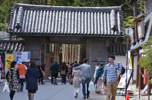 瑞巌寺の山門・神門