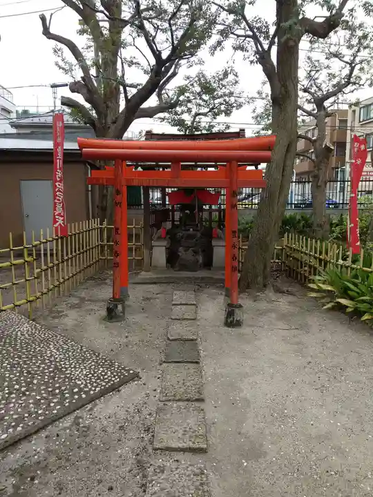 瀧泉寺(目黒不動尊)の末社・摂社