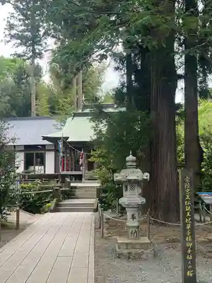 白川吉見神社の山門・神門
