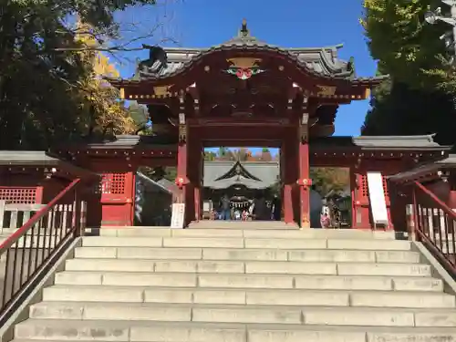 秩父神社の山門