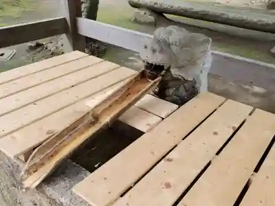 瑞丘八幡神社の手水舎