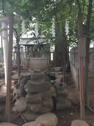 神明氷川神社の末社