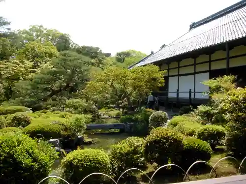 等持院の庭園