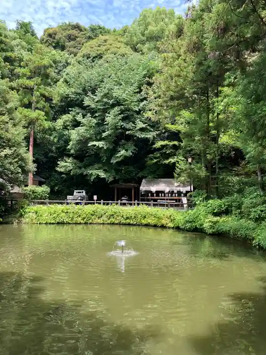 狭井坐大神荒魂神社(狭井神社)(奈良県)