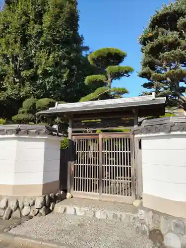 福生寺の山門