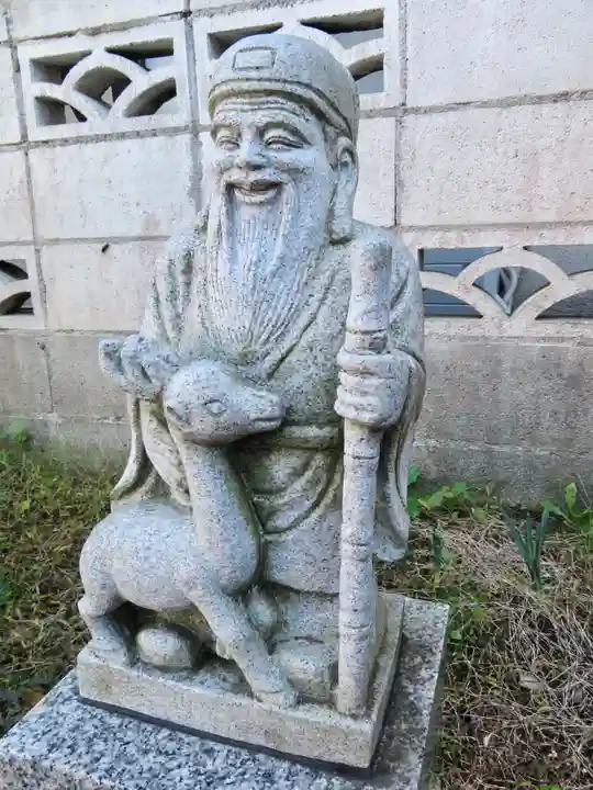 成田山横浜別院延命院の像