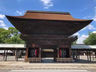 尾張大國霊神社(国府宮)の山門・神門