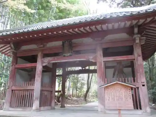 勝持寺（花の寺）の山門・神門