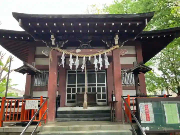 青渭神社の{uncategorized: "未分類", other: "その他", undefined: "問題あり", building: "その他建物", grave: "お墓", sacred_gate: "鳥居", guardian: "狛犬", statue: "像", buddha: "仏像", history: "歴史", nature: "自然", garden: "庭園", animal: "動物", pagoda: "塔", temizu: "手水舎", mountain_gate: "山門・神門", sanctuary: "本殿・本堂", subordinate: "末社・摂社", art: "芸術", scenery: "景色", jizo: "地蔵", ema: "絵馬", goshuin: "御朱印", omikuji: "おみくじ", items: "授与品その他", amulet: "お守り", goshuincho: "御朱印帳", eats: "食事", festival: "お祭り", votive_dance: "神楽", shichigosan: "七五三参", wedding: "結婚式", experience: "体験その他", initially: "初詣", around: "周辺", anti_infection: "感染症対策"}