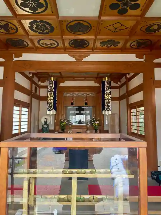 感通寺の{uncategorized: "未分類", other: "その他", undefined: "問題あり", building: "その他建物", grave: "お墓", sacred_gate: "鳥居", guardian: "狛犬", statue: "像", buddha: "仏像", history: "歴史", nature: "自然", garden: "庭園", animal: "動物", pagoda: "塔", temizu: "手水舎", mountain_gate: "山門・神門", sanctuary: "本殿・本堂", subordinate: "末社・摂社", art: "芸術", scenery: "景色", jizo: "地蔵", ema: "絵馬", goshuin: "御朱印", omikuji: "おみくじ", items: "授与品その他", amulet: "お守り", goshuincho: "御朱印帳", eats: "食事", festival: "お祭り", votive_dance: "神楽", shichigosan: "七五三参", wedding: "結婚式", experience: "体験その他", initially: "初詣", around: "周辺", anti_infection: "感染症対策"}